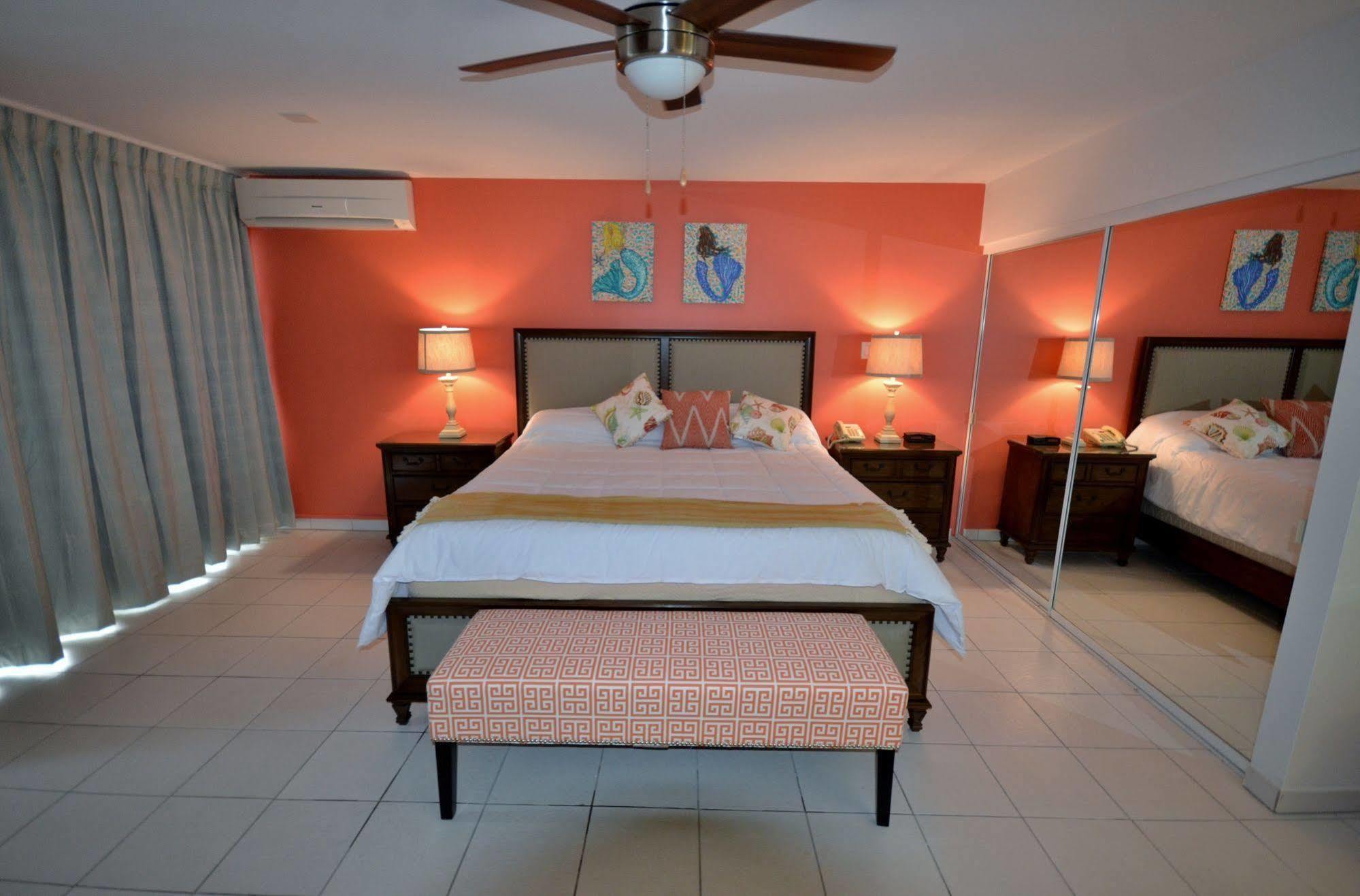 The Atrium Beach Resort And Spa, Ascend Hotel Collection Simpson Bay Zewnętrze zdjęcie